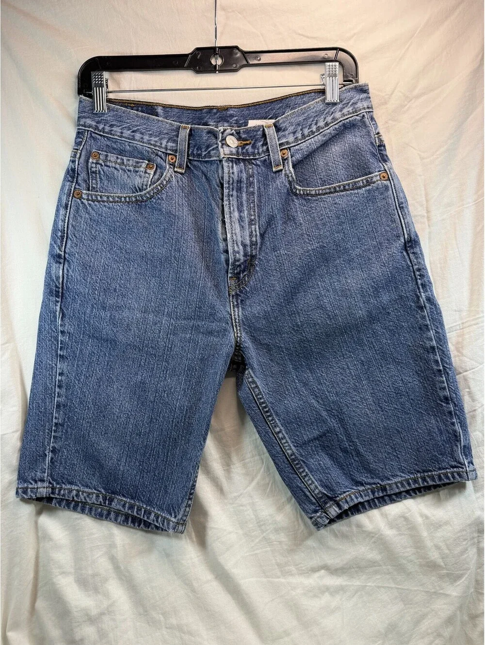 Levis 505 Regular Fit Denim Jorts Mens 33 Medium Wash Indigo Blue Cotton